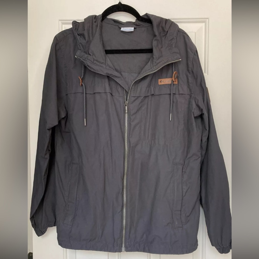 Women’s Columbia Full Zip Size Medium Black Hooded Jacket With Pockets